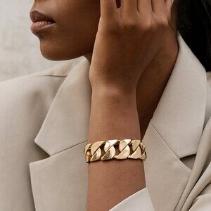 Bold Gold Tone Cuban Link Bracelet 1 Inch Wide Statement Piece New